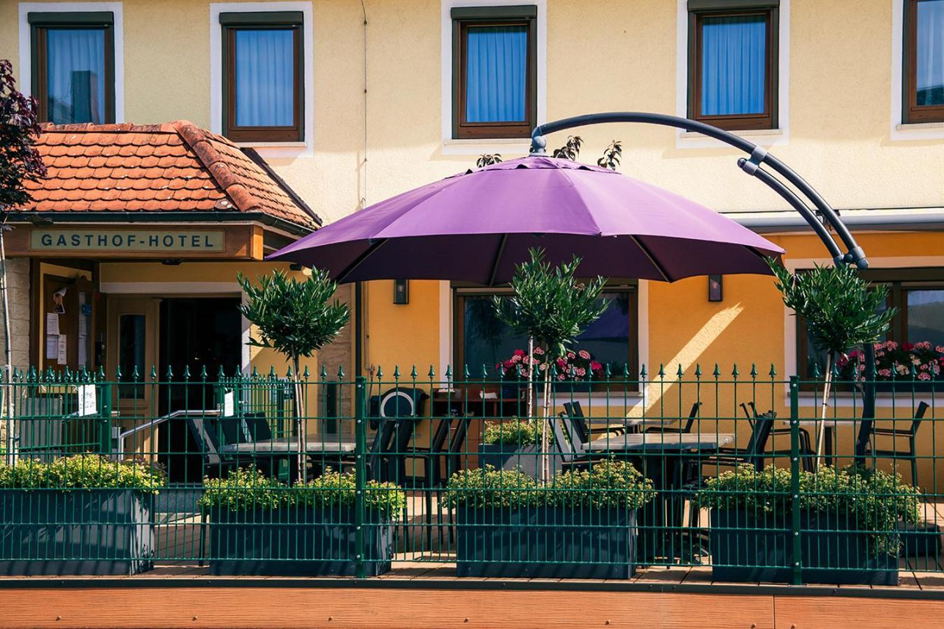 Hotel Spitzenpfeil Michelau in Oberfranken Экстерьер фото