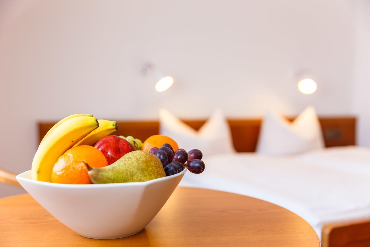 Hotel Spitzenpfeil Michelau in Oberfranken Экстерьер фото